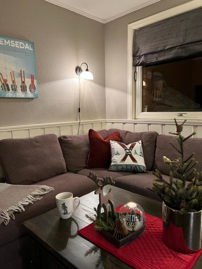 Hyggelig Leilighet I Sentrum Hemsedal Exterior foto